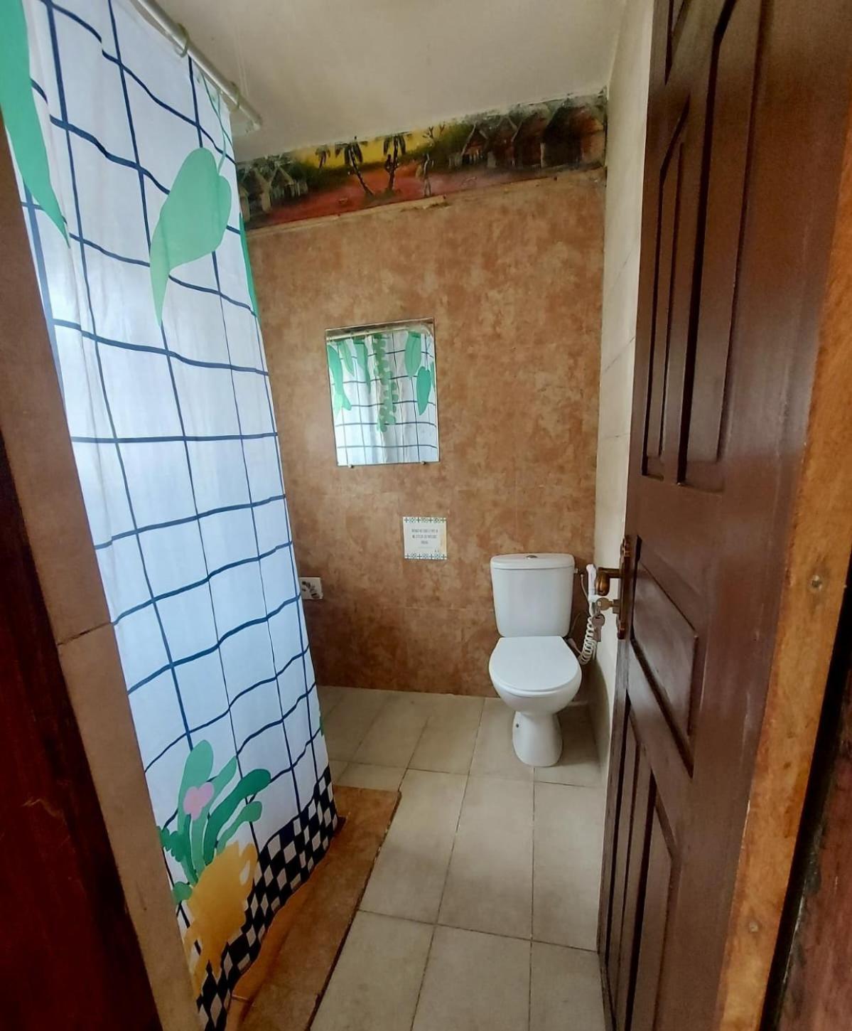 Casa Hotel Sinkiling Gambia Serrekunda Exterior foto